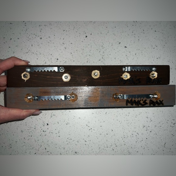 Jewelry Rax (A) - Picture 2 of 5